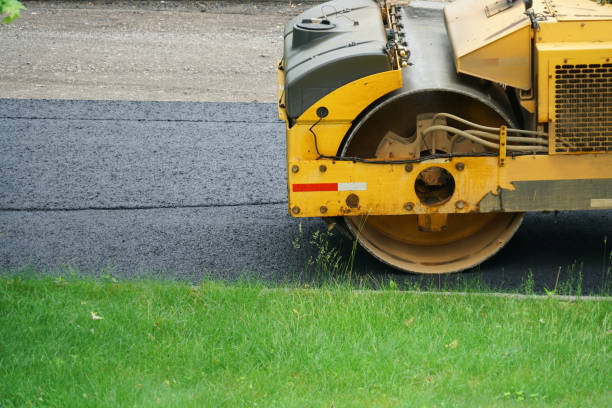 Best Driveway Paving Contractor  in Gates Mills, OH